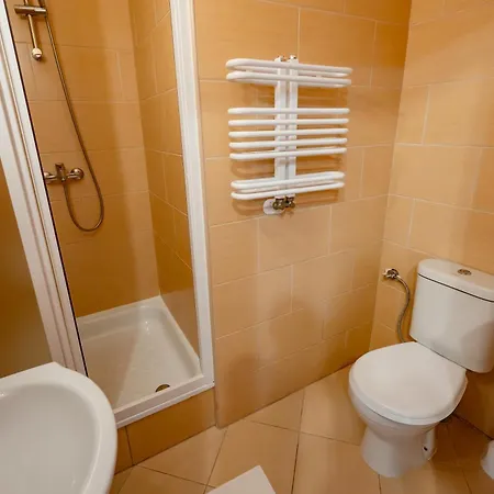 Na Stoku Oda ve Kahvaltı 3*